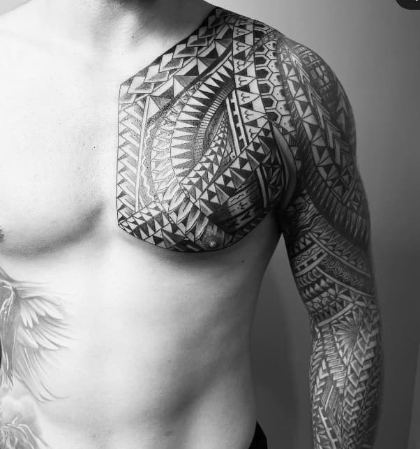 Tatuaje samoano · banda · niho mano, tatuaje realizado por Leo Martínez en A Sailor's Grave Tattoo Barcelona.